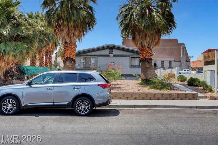 510 South 10th Street, Las Vegas, NV 89101 — photo 1