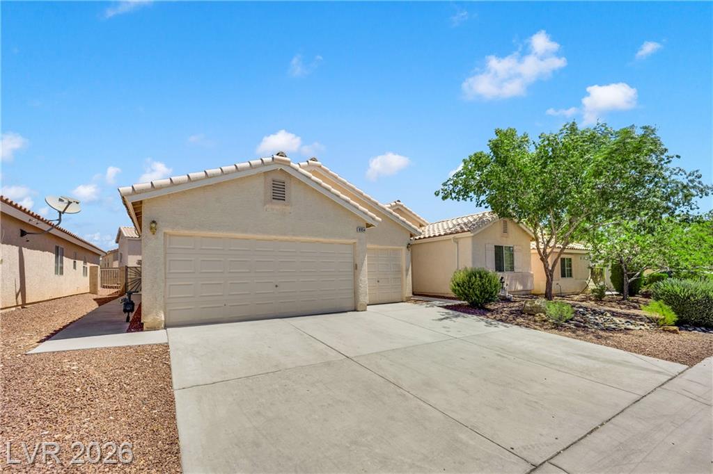 8954 Frasure Falls Avenue, Las Vegas, NV 89178 — photo 1