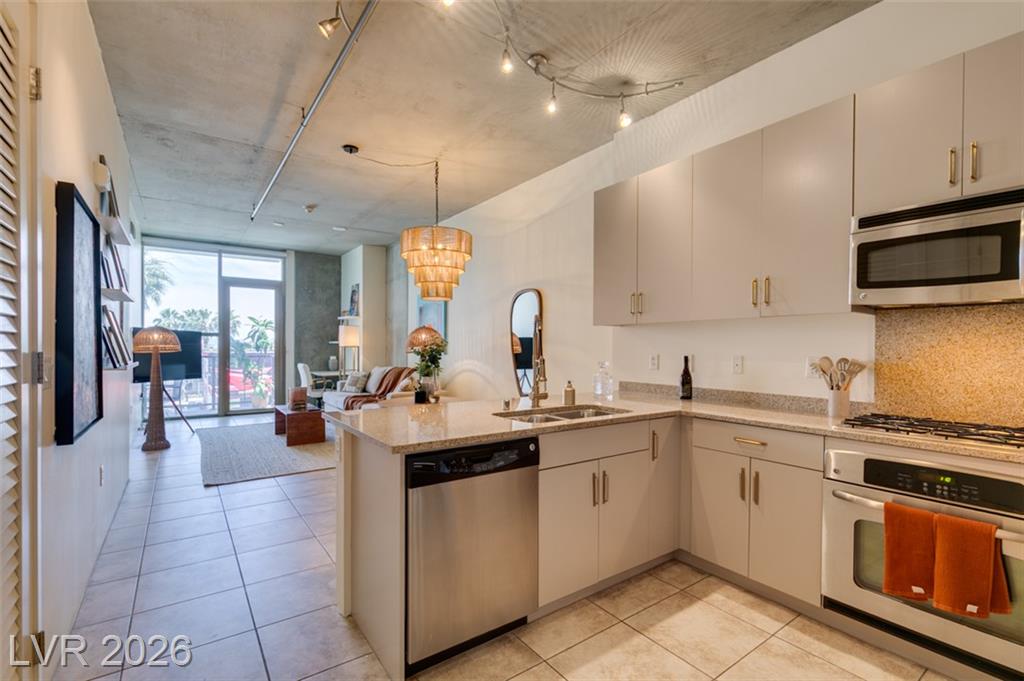 353 Bonneville Ave 343, Las Vegas, NV 89101 — photo 1