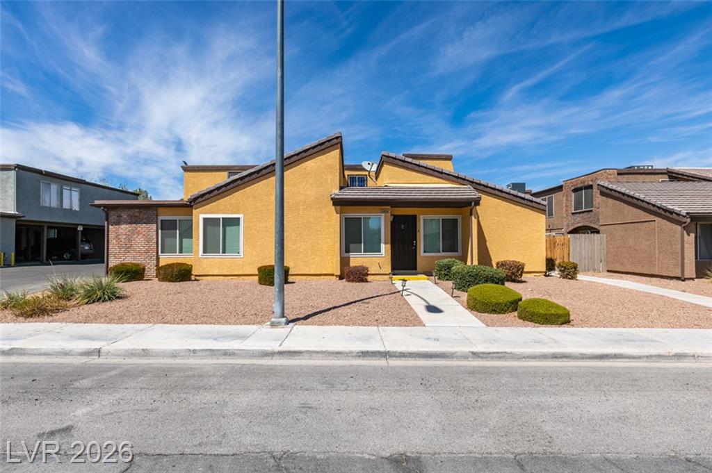 1404 Santa Anita Drive D, Las Vegas, NV 89119 — photo 1