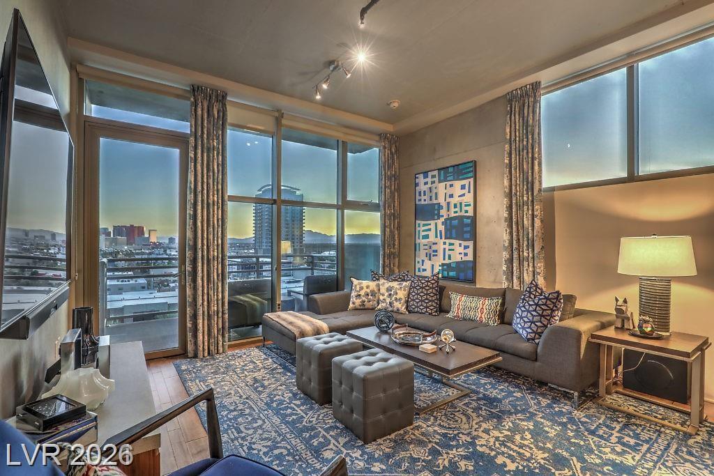 353 East Bonneville Avenue 1002, Las Vegas, NV 89101 — photo 1