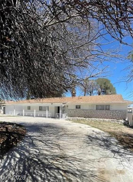 4560 Rancho Hills Drive, Las Vegas, NV 89119 — photo 1