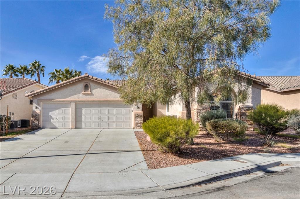 3131 Surf Spray Street, Las Vegas, NV 89117 — photo 1