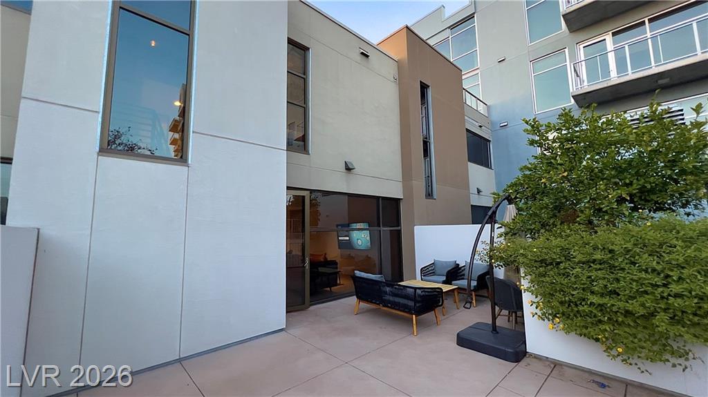 353 East Bonneville Avenue 718, Las Vegas, NV 89101 — photo 1