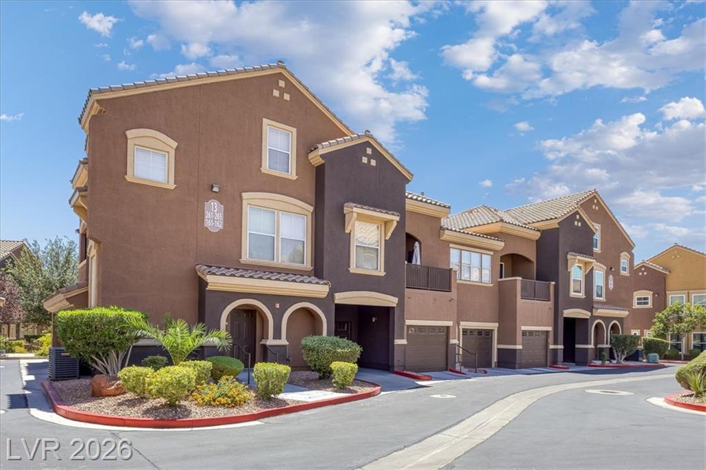 3975 North Hualapai Way 264, Las Vegas, NV 89129 — photo 1