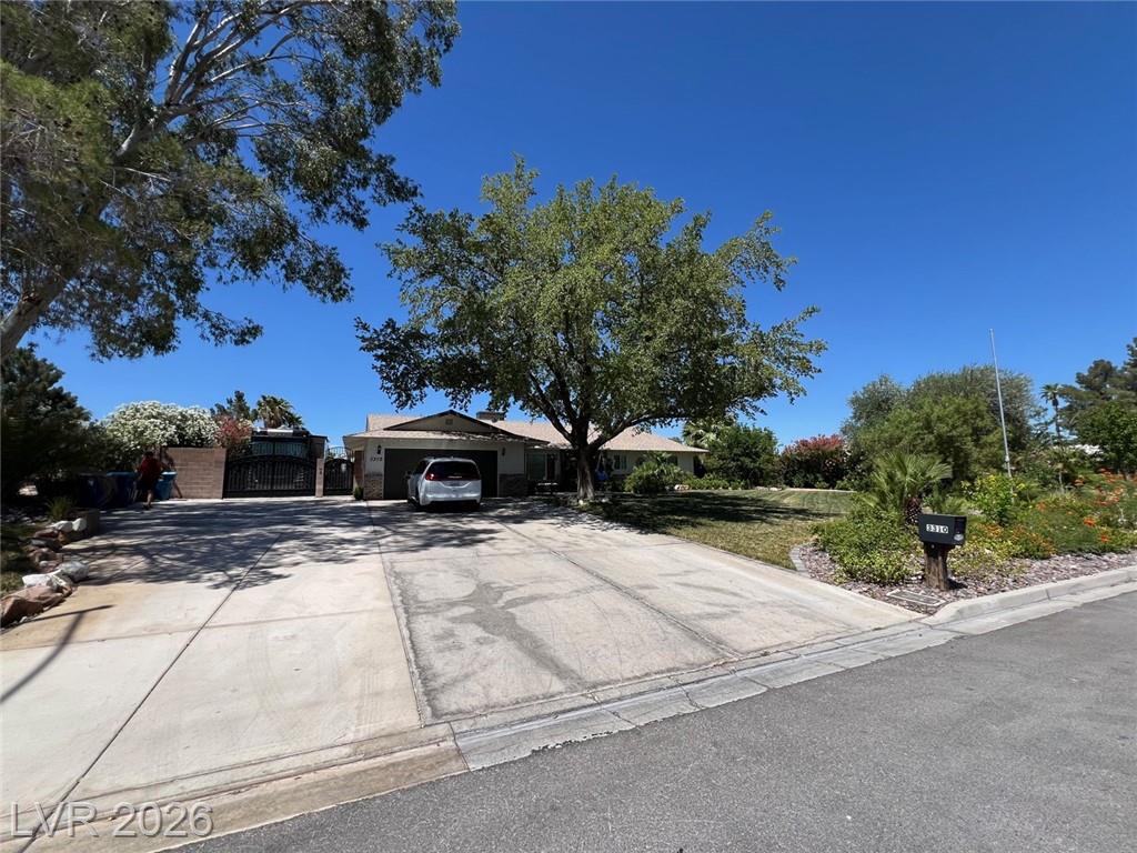 3310 West Mardon Avenue, Las Vegas, NV 89139 — photo 1