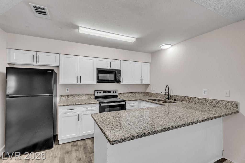 817 Mantis Way 2, Las Vegas, NV 89110 — photo 1