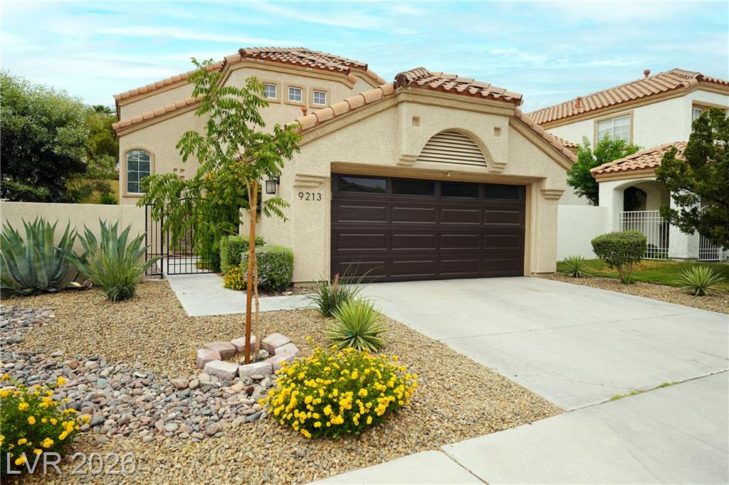 9213 Vosburgh Drive, Las Vegas, NV 89117 — photo 1