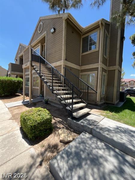 4623 Krissylouise Way D, Las Vegas, NV 89121 — photo 1