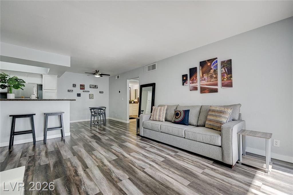 1455 East Katie Avenue D11, Las Vegas, NV 89119 — photo 1