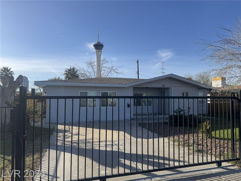 2200 South 6th Street, Las Vegas, NV 89104 — photo 1