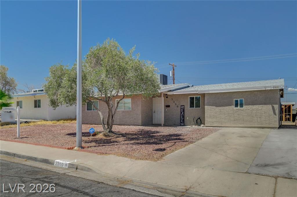 2300 Dune Drive, Las Vegas, NV 89106 — photo 1