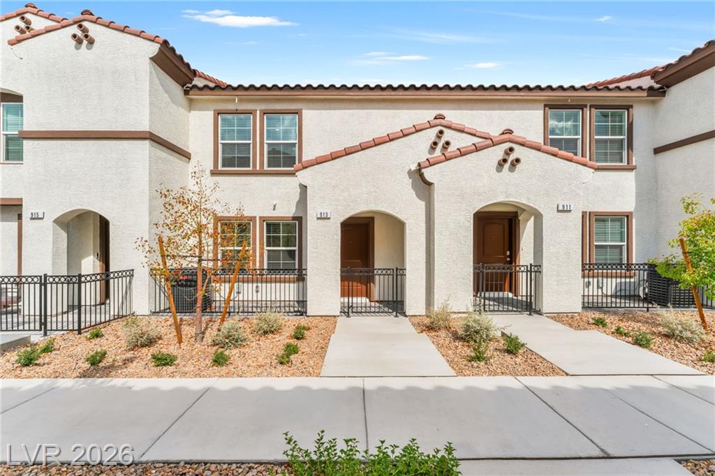 913 Rosy Starling Street, Henderson, NV 89011 — photo 1