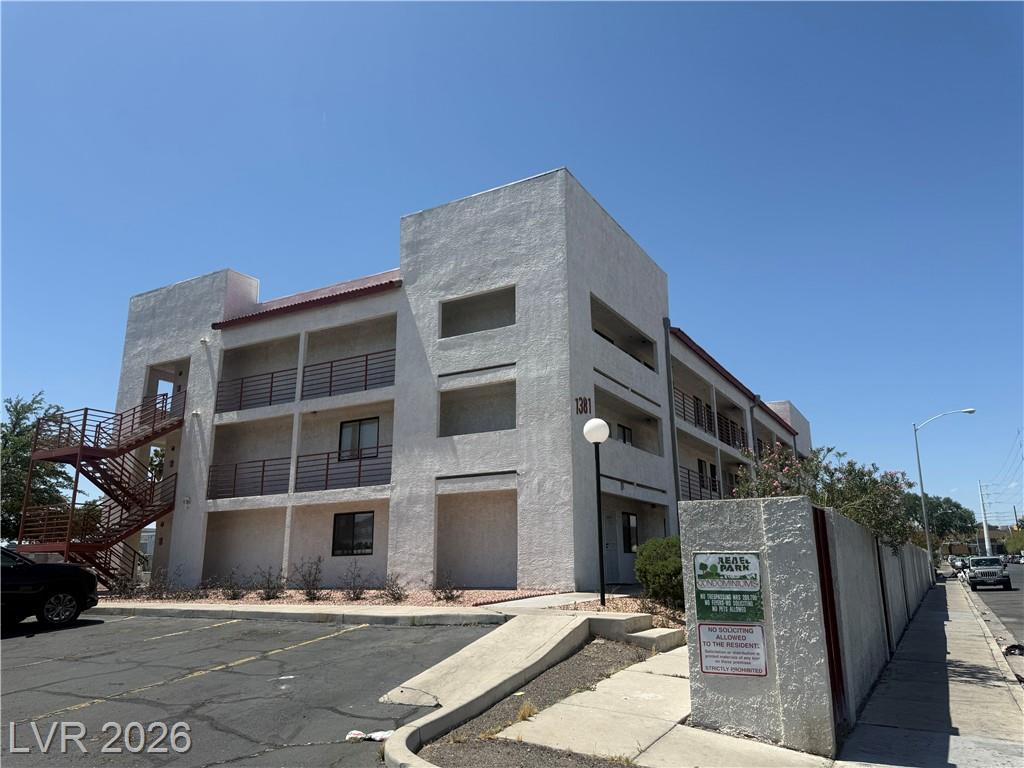 1381 East University Avenue 312, Las Vegas, NV 89119 — photo 1
