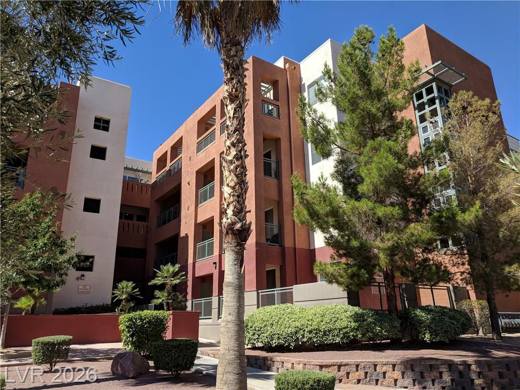 39 East AGATE Avenue 206, Las Vegas, NV 89123 — photo 1