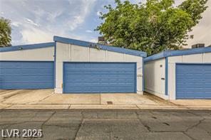 4232 Kona Coast Way, Las Vegas, NV 89121 — photo 1