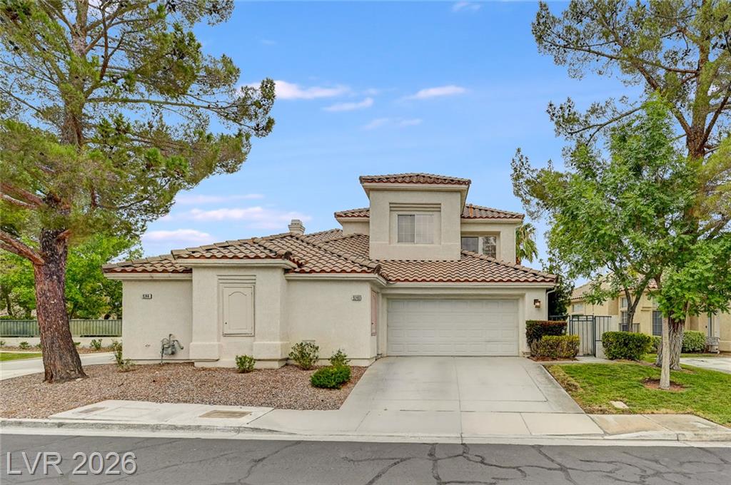 9240 Pitching Wedge Drive, Las Vegas, NV 89134 — photo 1