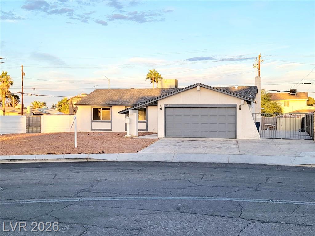 2901 King Midas Way, Las Vegas, NV 89102 — photo 1
