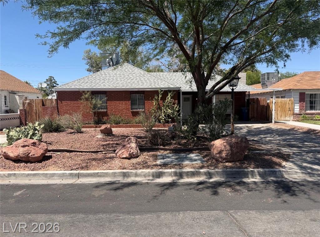 1311 Griffith Avenue, Las Vegas, NV 89104 — photo 1