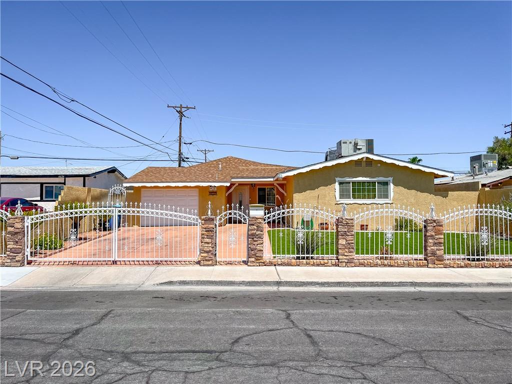 4620 Nolan Lane, Las Vegas, NV 89107 — photo 1