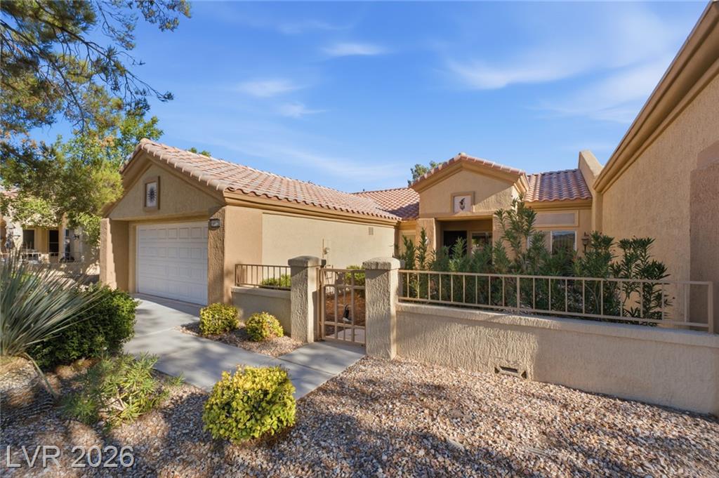 9812 Villa Ridge Drive, Las Vegas, NV 89134 — photo 1