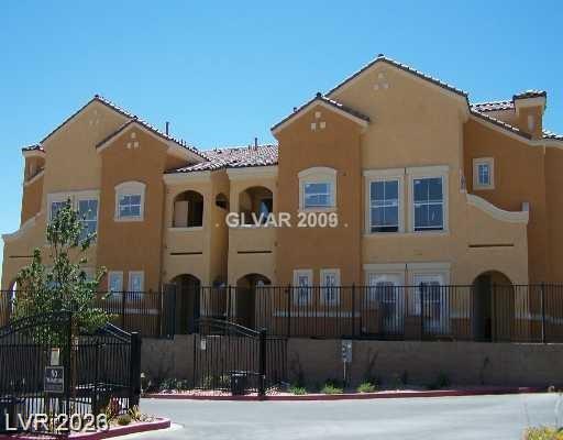 3975 North Hualapai Way 284, Las Vegas, NV 89129 — photo 1