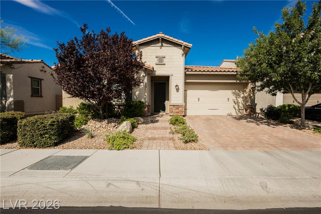 8133 Pinetop Crest Street, Las Vegas, NV 89166 — photo 1