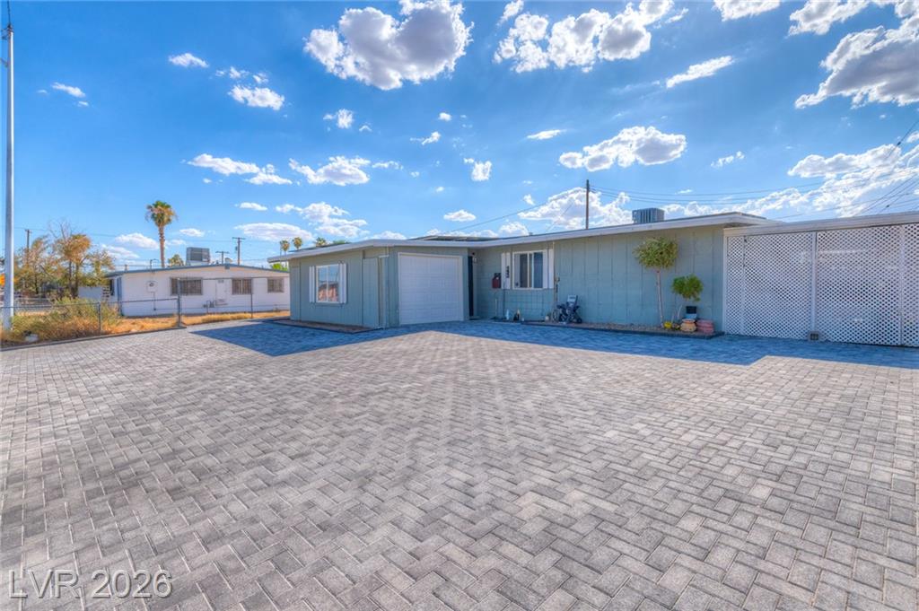 1405 Teton Street, Las Vegas, NV 89101 — photo 1