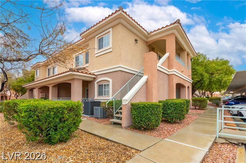 352 Amber Pine Street 201, Las Vegas, NV 89144 — photo 1