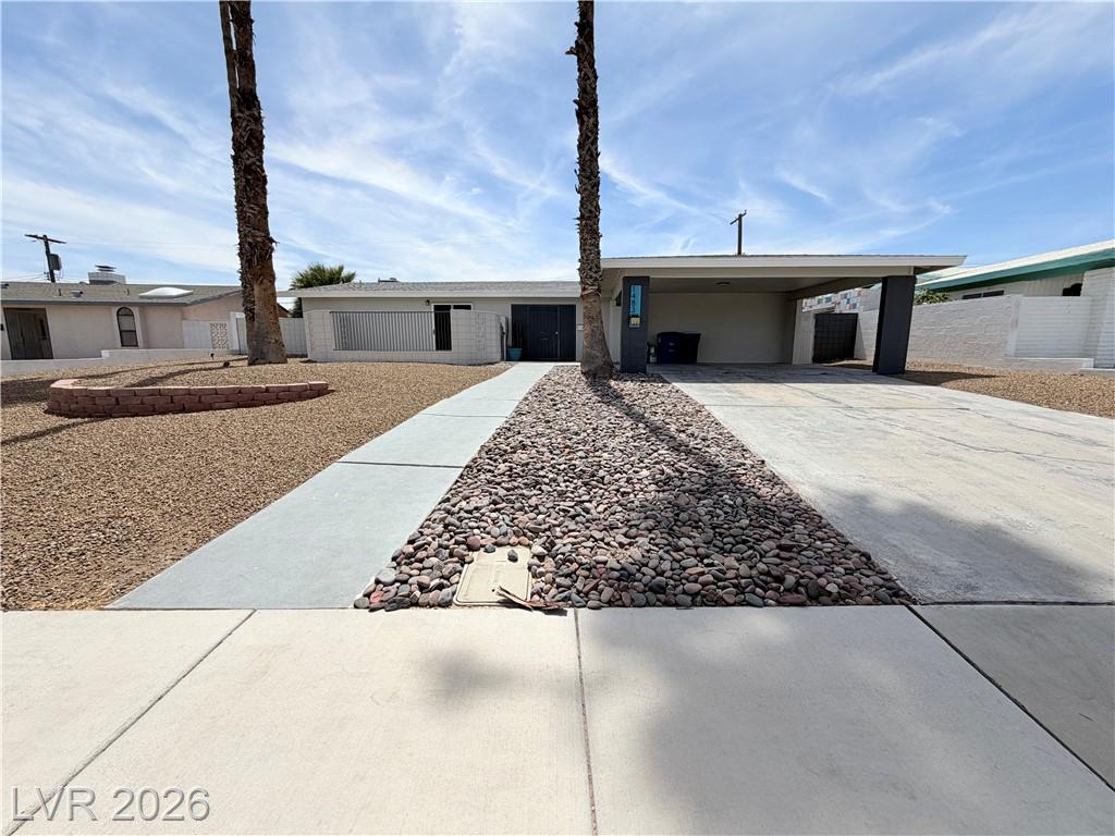 1483 Pawnee Drive, Las Vegas, NV 89169 — photo 1