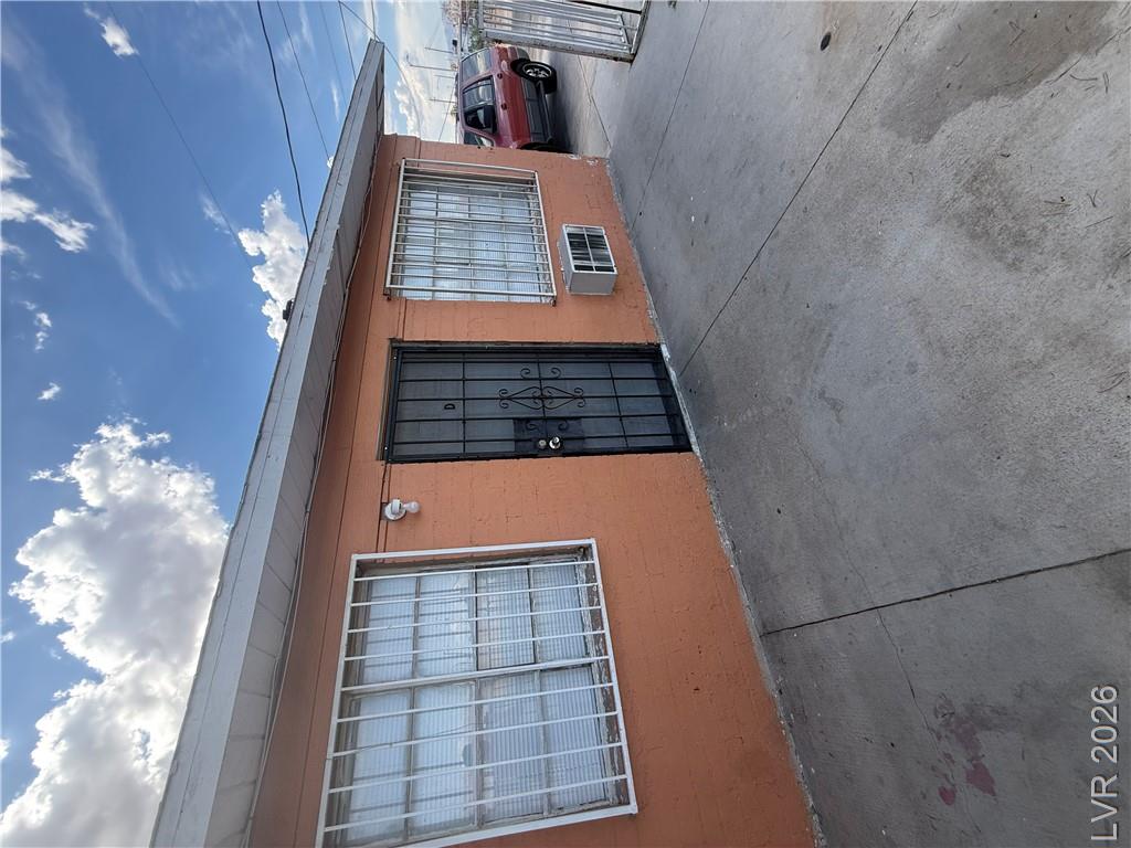 708 Jackson Avenue D, Las Vegas, NV 89106 — photo 1