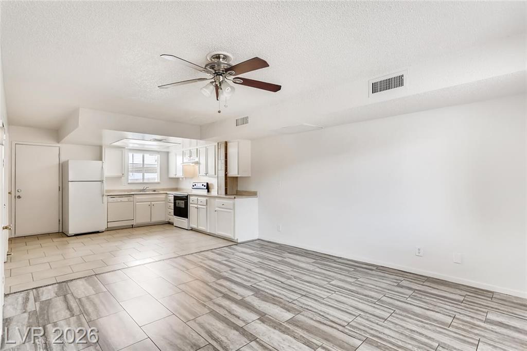 6227 Washington Avenue, Las Vegas, NV 89107 — photo 1