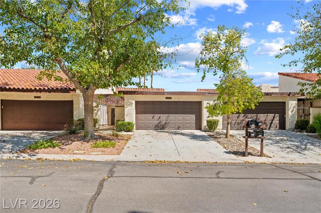 3038 Conquista Court, Las Vegas, NV 89121 — photo 1