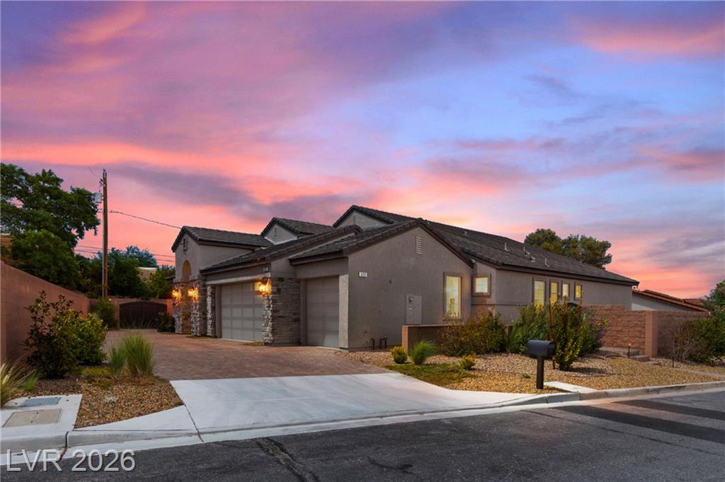 625 Robin Lane, Henderson, NV 89015 — photo 1