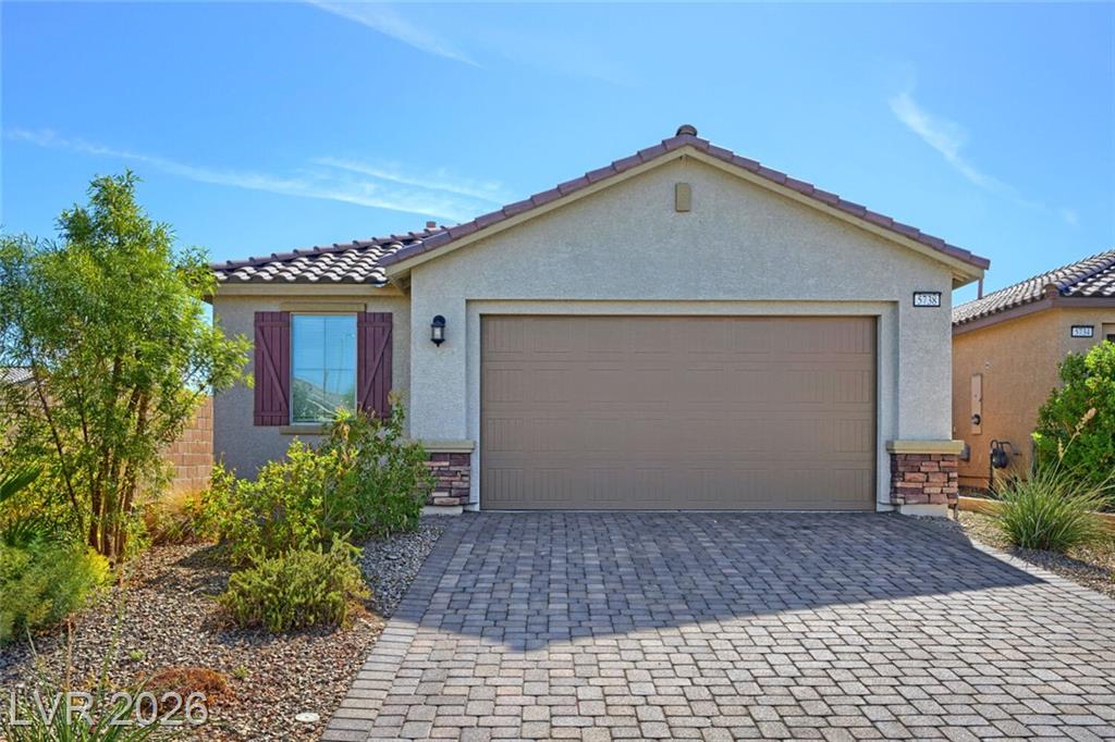 5738 Old Pine Street, North Las Vegas, NV 89081 — photo 1