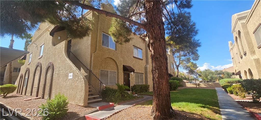 5081 Pioneer Avenue 204, Las Vegas, NV 89146 — photo 1