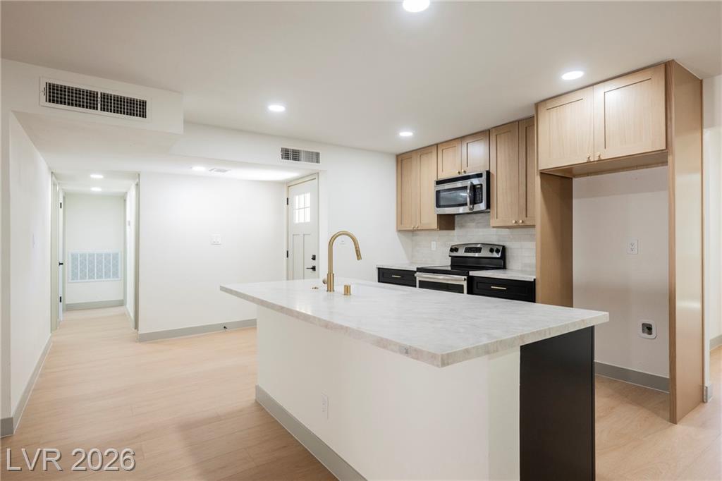 412 Gilday Avenue, North Las Vegas, NV 89030 — photo 1