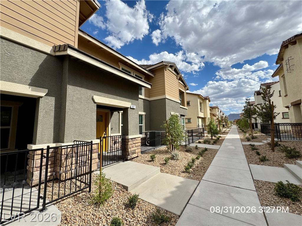 927 Pink Sugarbird Street, Henderson, NV 89011 — photo 1