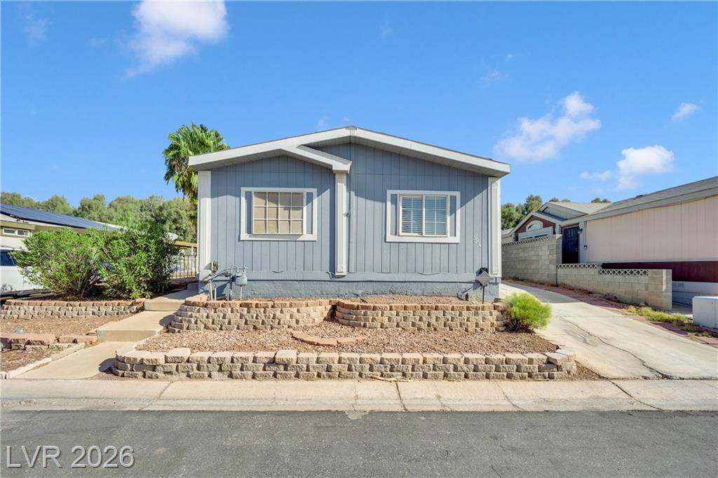 5914 Sassy Rose Drive, Las Vegas, NV 89122 — photo 1