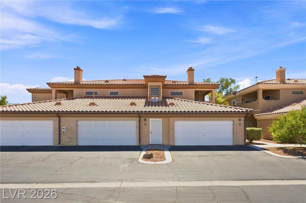 6913 Cobre Azul Avenue 201, Las Vegas, NV 89108 — photo 1
