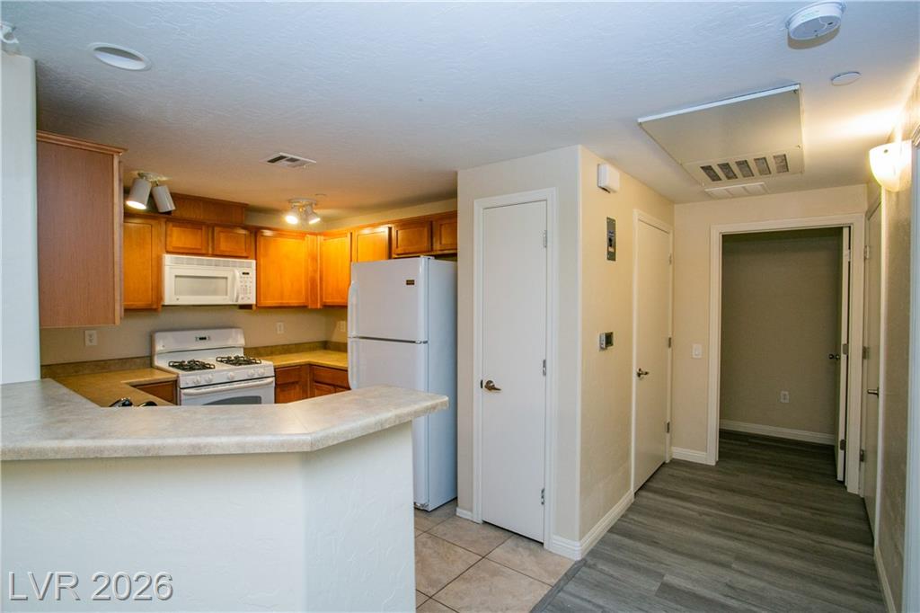 6868 Sky Pointe Drive 1051, Las Vegas, NV 89131 — photo 1