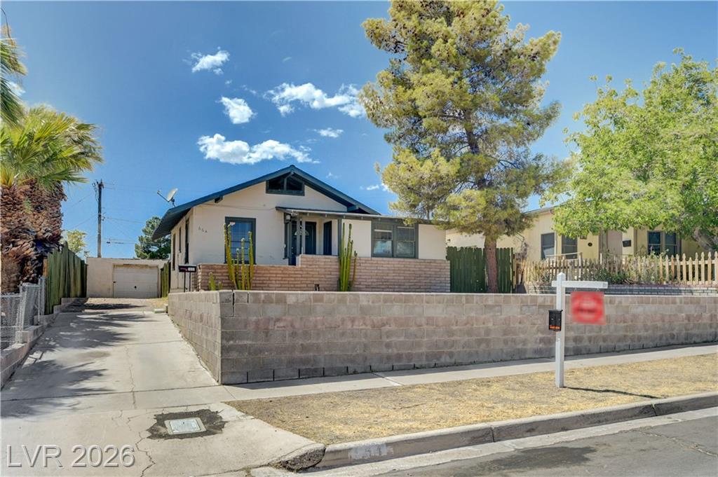 664 Avenue D, Boulder City, NV 89005 — photo 1