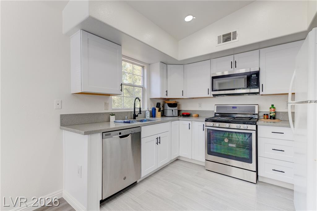520 Arrowhead Trail 322, Henderson, NV 89015 — photo 1