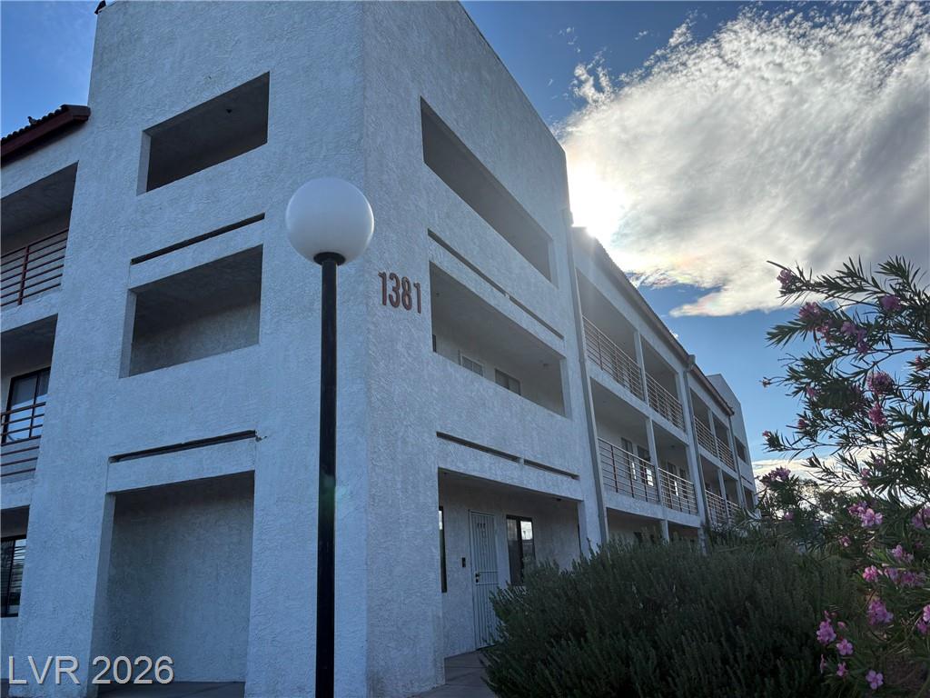 1381 East University Avenue 207, Las Vegas, NV 89119 — photo 1