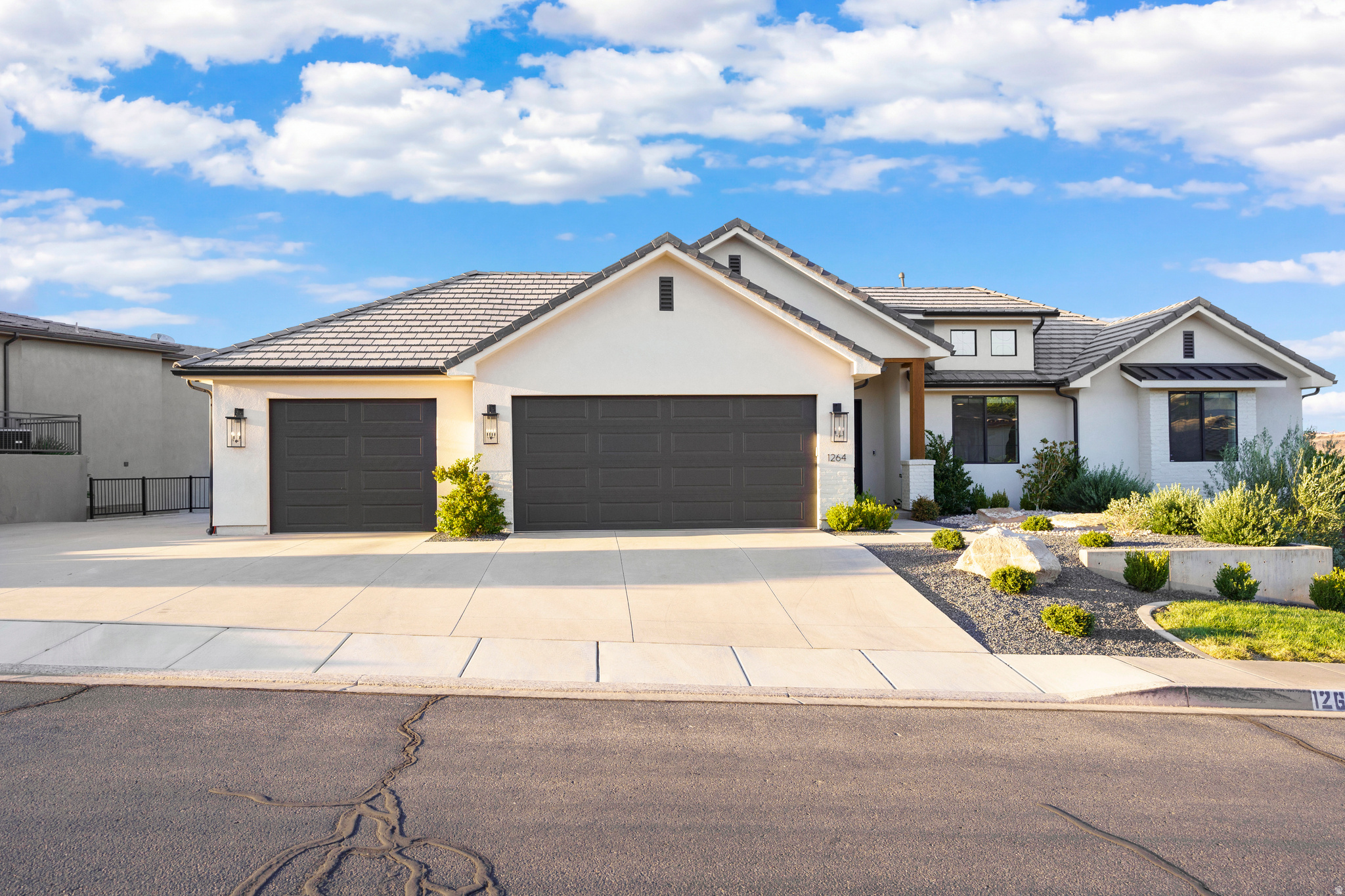1264 W 2370 S, St. George, UT 84770 — photo 1