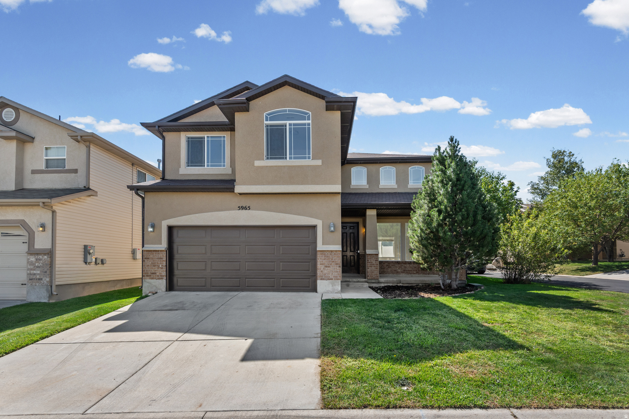 5965 W LEICHEN AVE, West Jordan, UT 84081 — photo 1