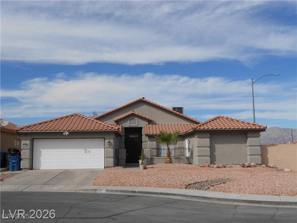 1012 Misty Glenn, North Las Vegas, NV 89032 — photo 1