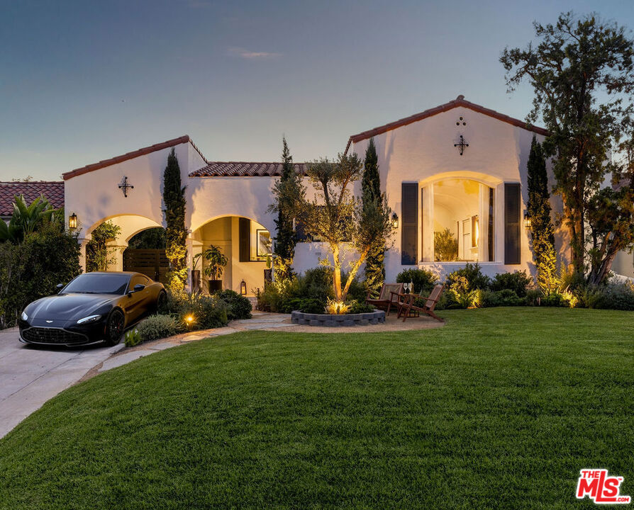 817 Masselin Avenue, Los Angeles, CA 90036 — photo 1