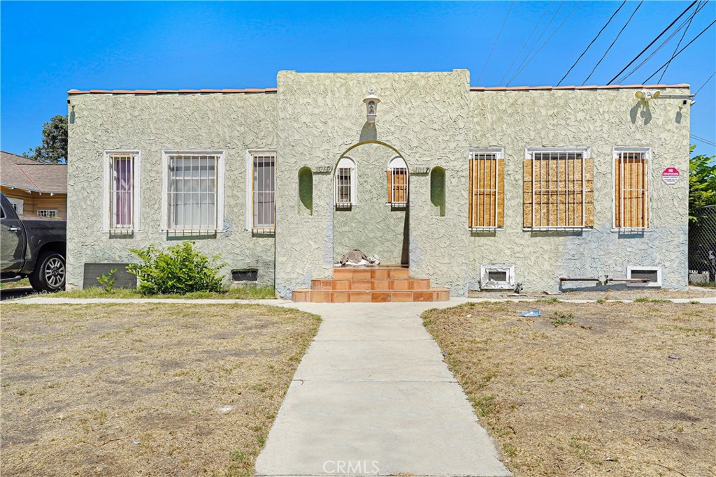 1017 W 46th, Los Angeles, CA 90037 — photo 1