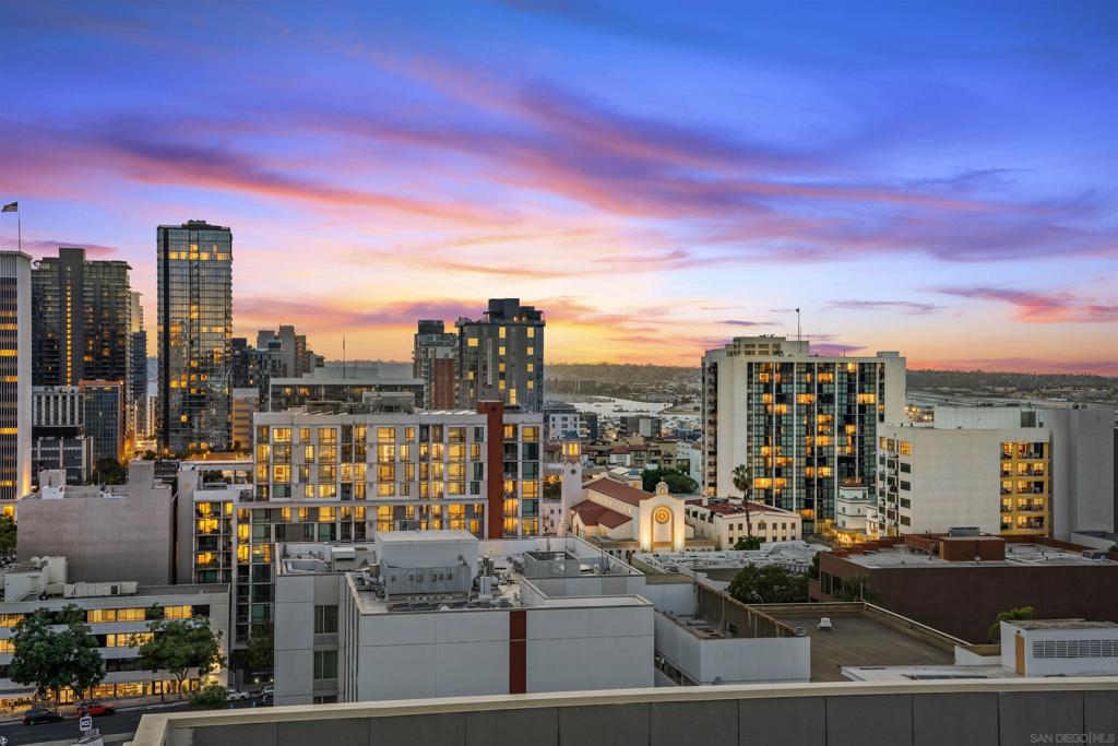 702 Ash Street 800, San Diego, CA 92101 — photo 1